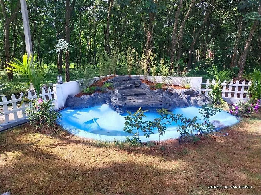 Villa Merlys Fruit Garden - Resort At Thattekkad Kotamangalam